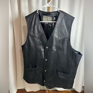 Oscar Piel Classic Black Leather Vest with V-Neck